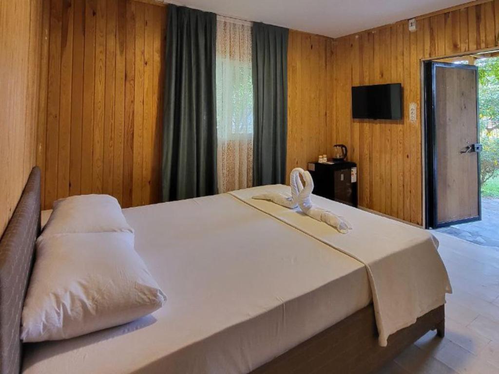 Hotel Cicek Evler Tatil Koeyue Armutlu Zewnętrze zdjęcie