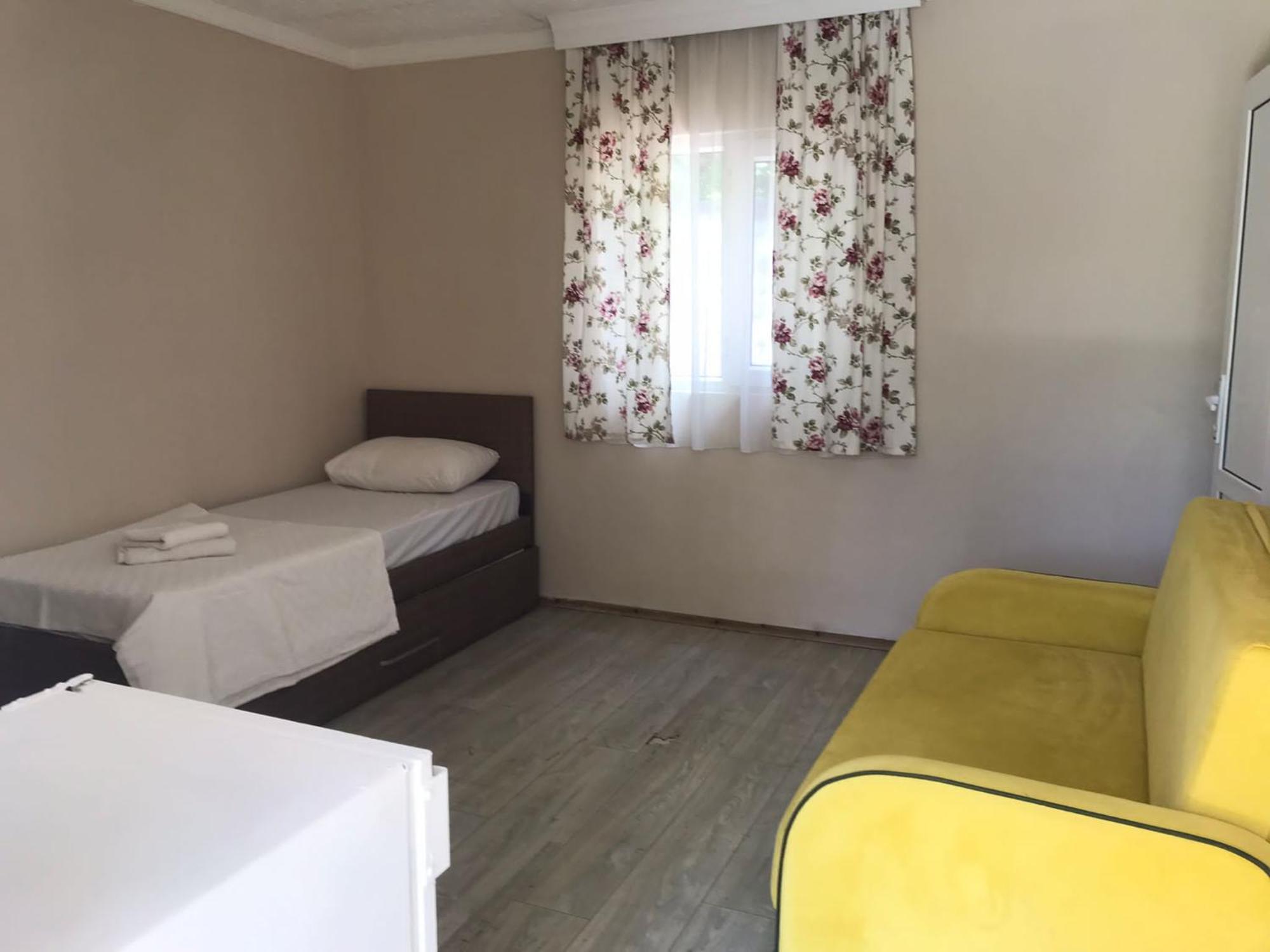 Hotel Cicek Evler Tatil Koeyue Armutlu Zewnętrze zdjęcie
