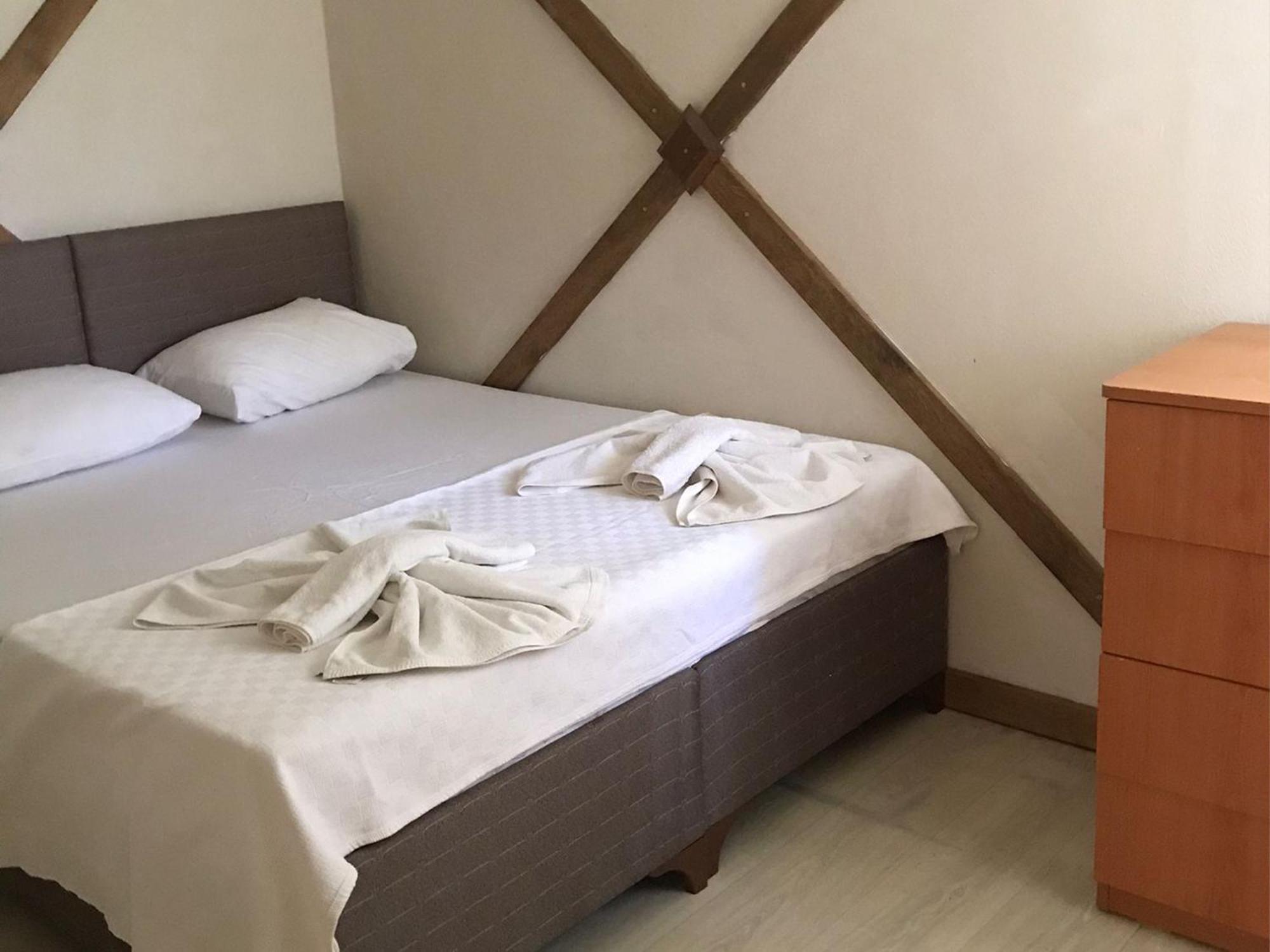 Hotel Cicek Evler Tatil Koeyue Armutlu Zewnętrze zdjęcie